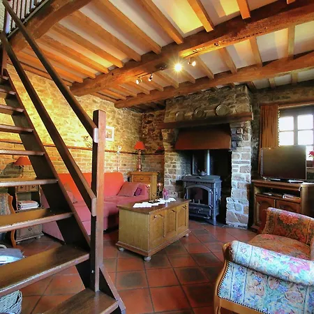 Ferienhaus Forest Hideaway, Baillamont *