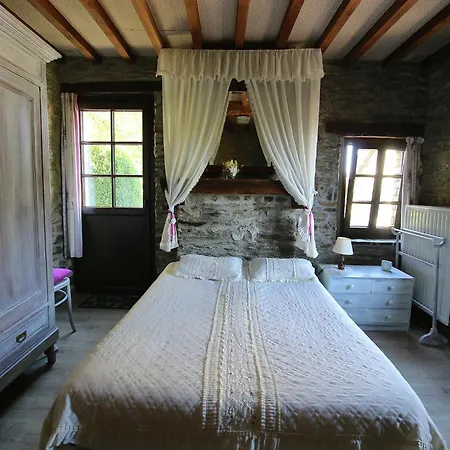 Casa vacanze Forest Hideaway, Baillamont *