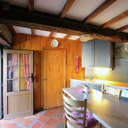 Forest Hideaway, Baillamont *