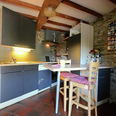 Ferienhaus Forest Hideaway, Baillamont Bièvre