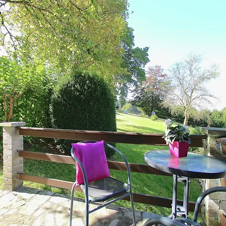 Forest Hideaway, Baillamont Ferienhaus Bièvre