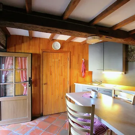 Holiday home Attractive In Baillamont With Terrace